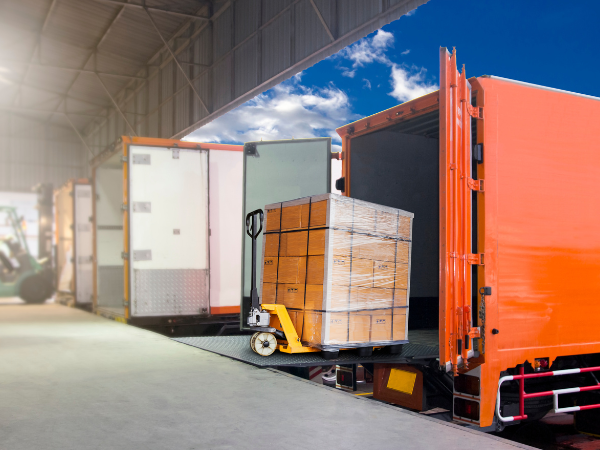 Why You Should Consider Using Valet Storage Rentals For Your Small Business